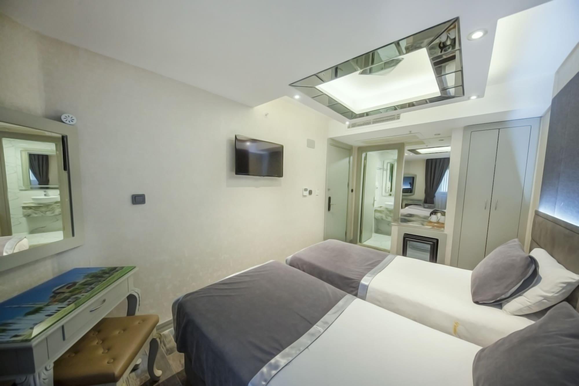 ปาร์มาดาโฮเต็ลโอลด์ซิตี้ Hotel อิสตันบูล ภายนอก รูปภาพ