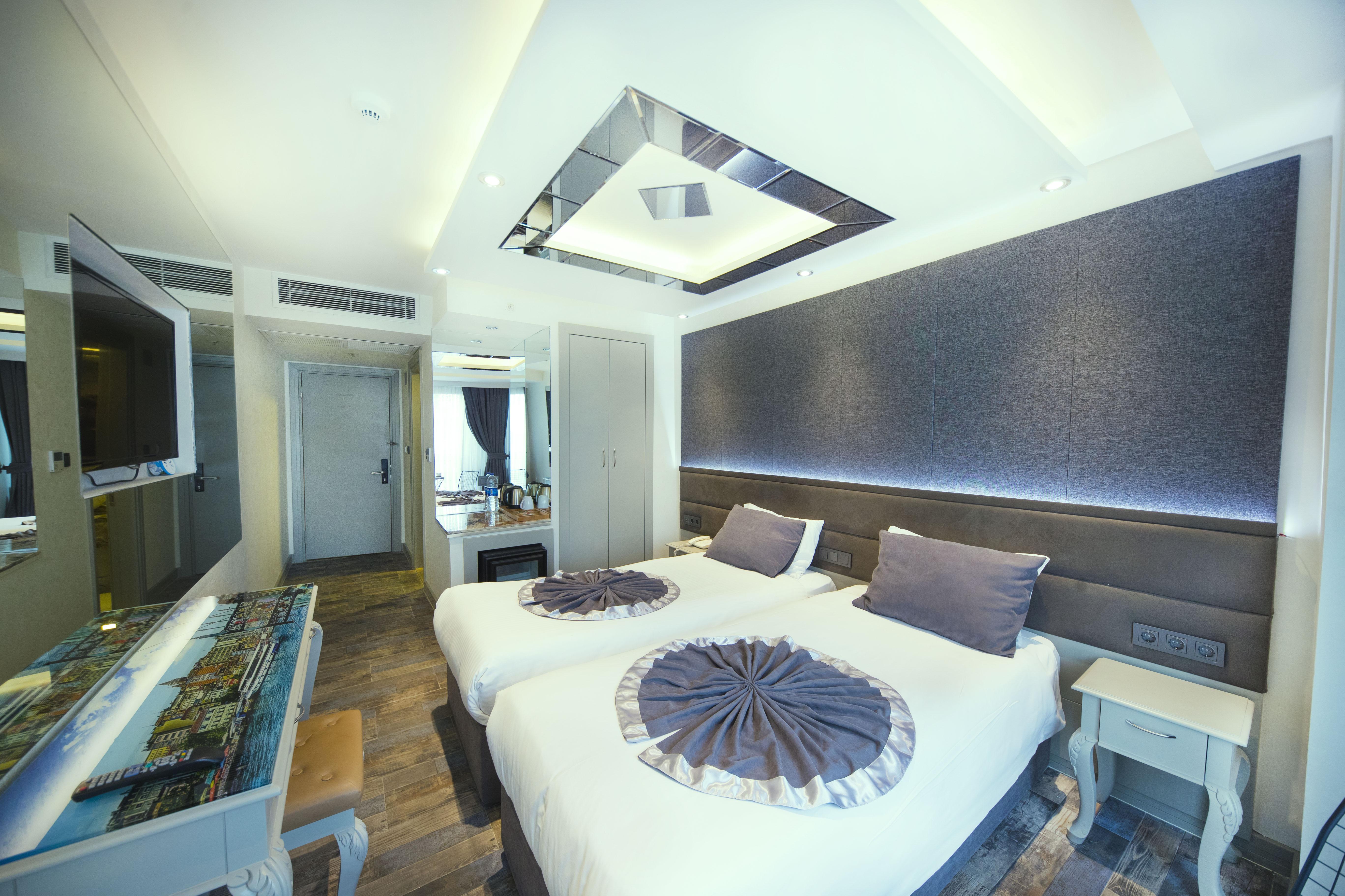 ปาร์มาดาโฮเต็ลโอลด์ซิตี้ Hotel อิสตันบูล ภายนอก รูปภาพ