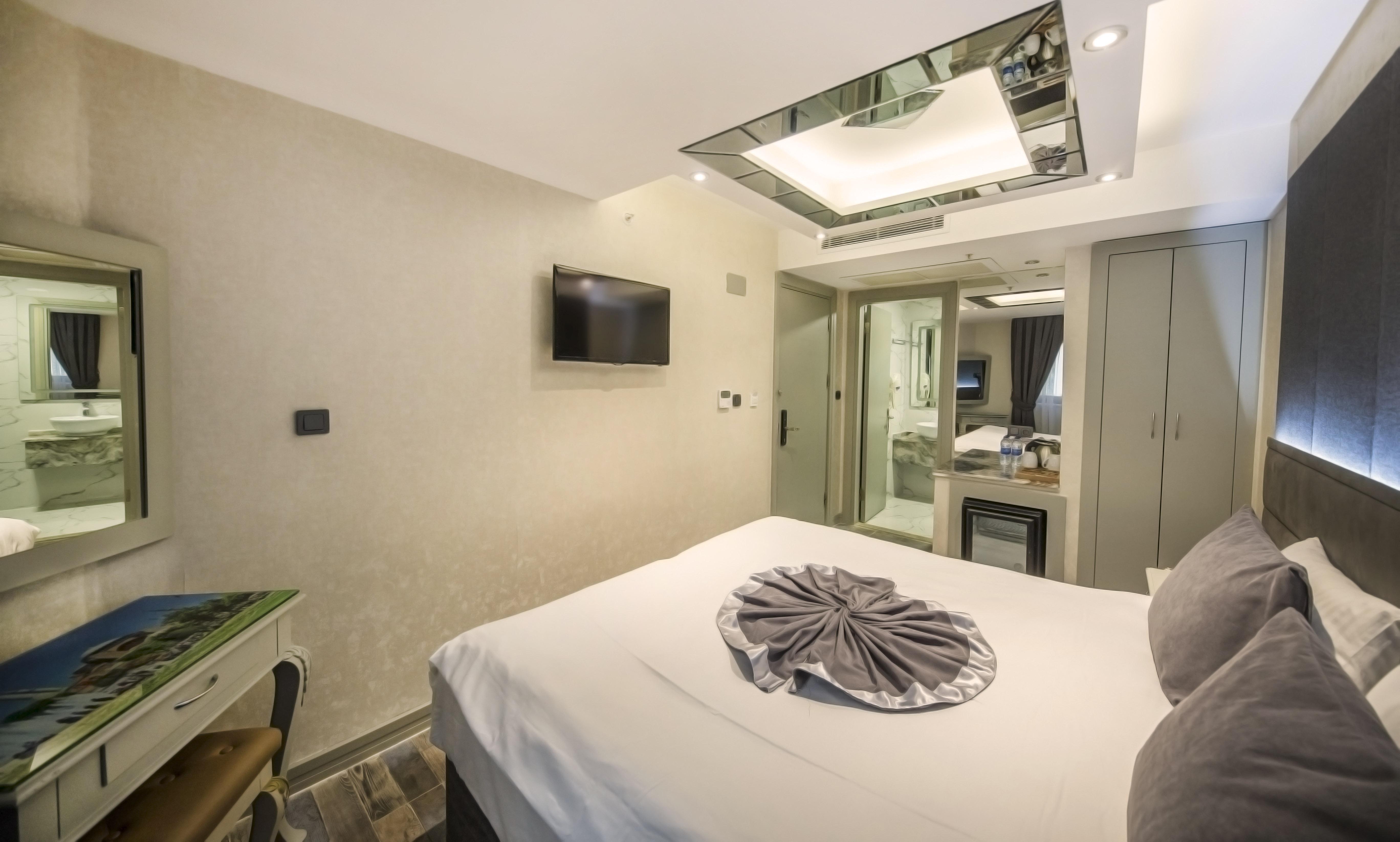 ปาร์มาดาโฮเต็ลโอลด์ซิตี้ Hotel อิสตันบูล ภายนอก รูปภาพ